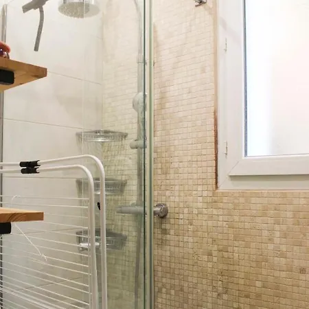 Charming T2 Batignolles With Private Courtyard *